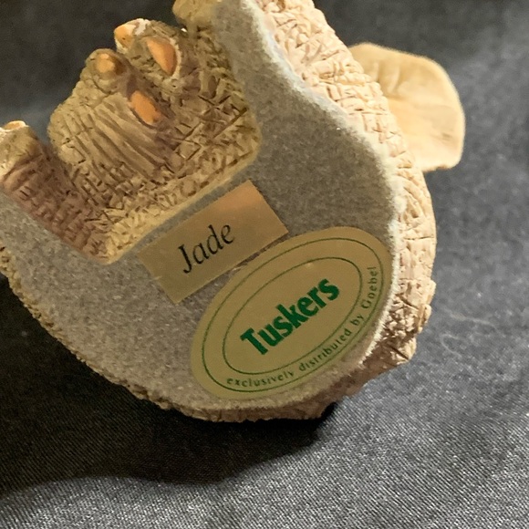 Tuskers Collection set of 3 - Picture 5 of 8